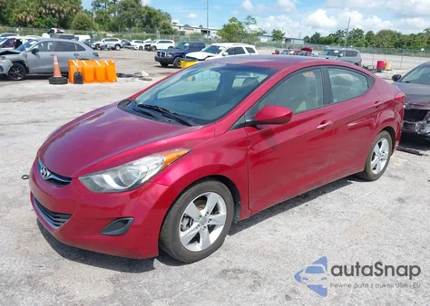 2013 Hyundai Elantra Gls z USA, uszkodzony, nr VIN 5NPDH4AE4DH399287